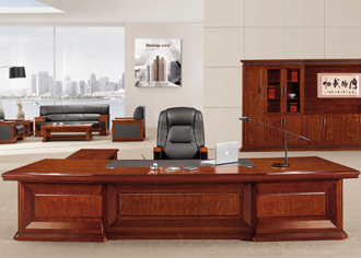 金胡桃木大班臺(tái)